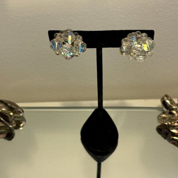 Vintage clip on earrings AB crystal by Laguna - Picture 2 of 3